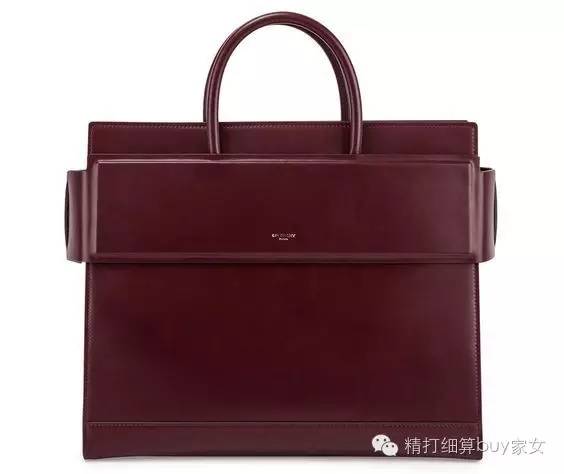 妹砸，冬天的大衣，你配对包了嘛？