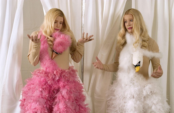 这么「恶俗」的电影，我居然看得合不扰嘴