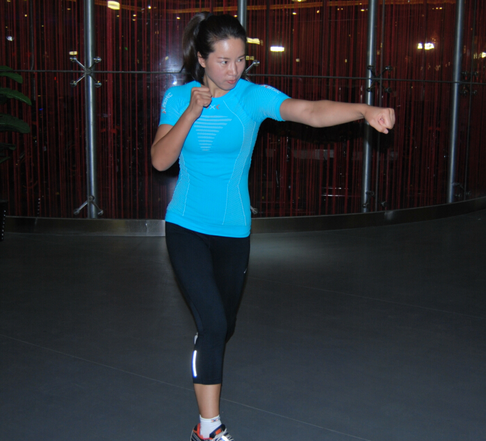 拳击拳王安迪比赛视频,安迪苏瓦比赛完整版