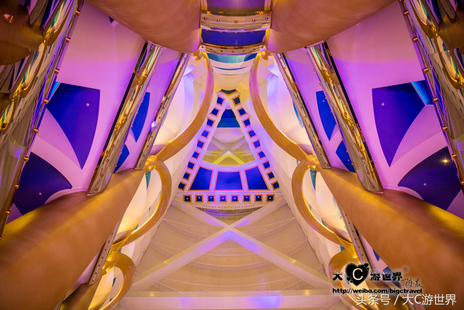 旅游的中国夫妻住迪拜帆船酒店,住迪拜帆船酒店攻略