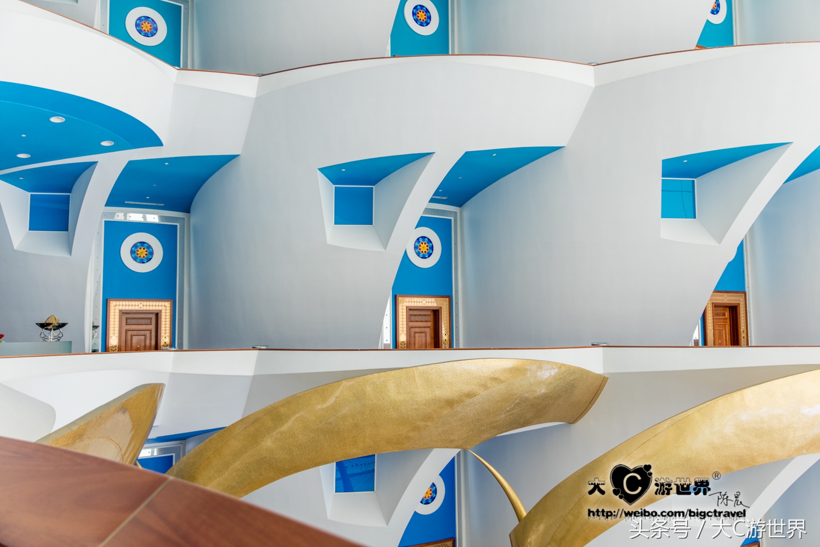 旅游的中国夫妻住迪拜帆船酒店,住迪拜帆船酒店攻略