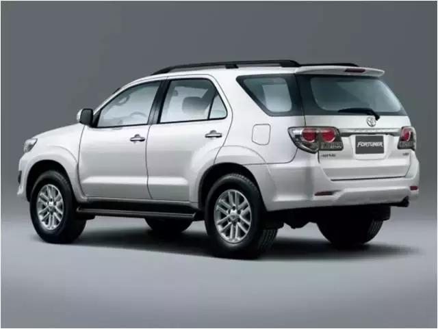 中东人购买什么车,中东买车便宜吗