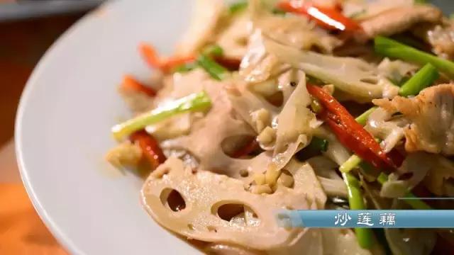 七星伴月在哪,七星伴月在哪里