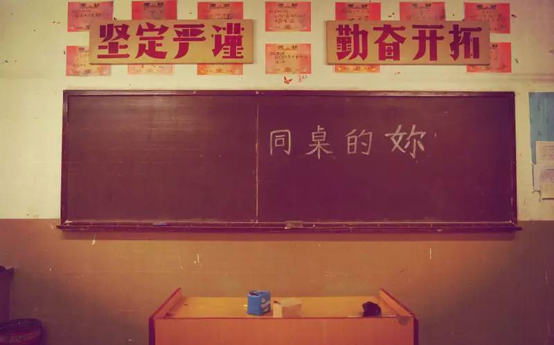 二十年后，老狼用岁月把《恋恋风尘》印在了黑胶唱片上