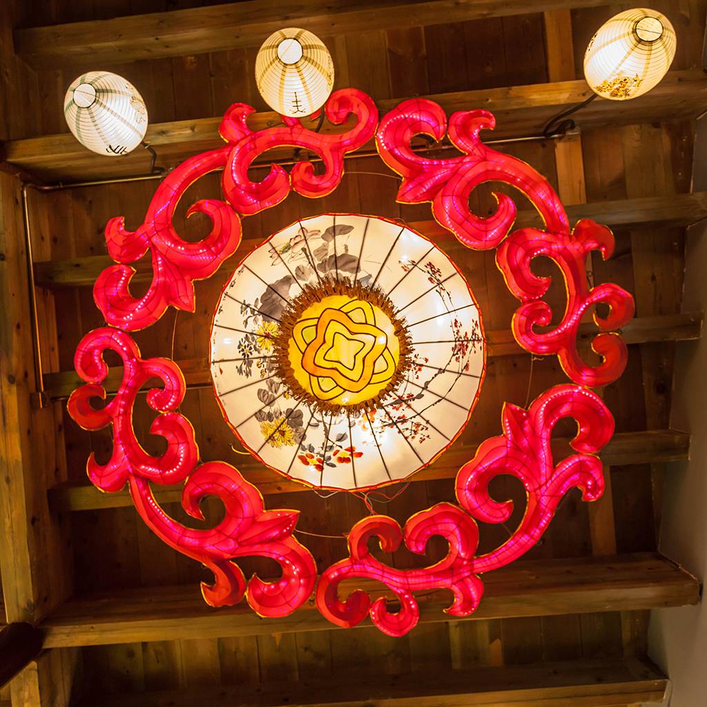 距离杭州仅30公里车程,距离杭州一小时车程的景点