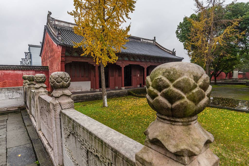 距离杭州仅30公里车程,距离杭州一小时车程的景点