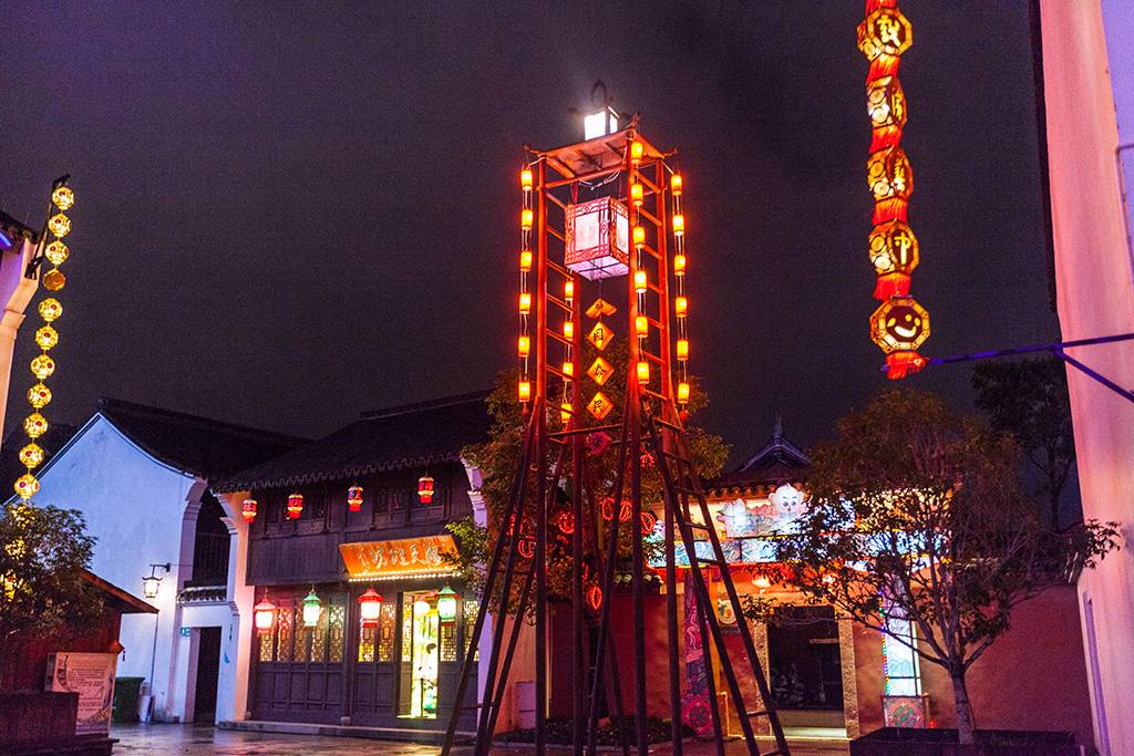 距离杭州仅30公里车程,距离杭州一小时车程的景点