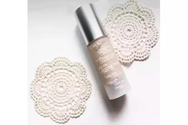 每个女孩都应该知道的底妆推荐,如何选择适合自己的底妆