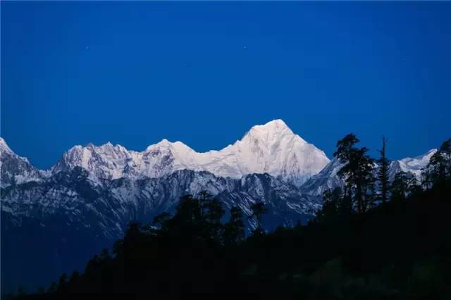 成都川西小环线4天自驾免费景点,成都自驾川西景点推荐