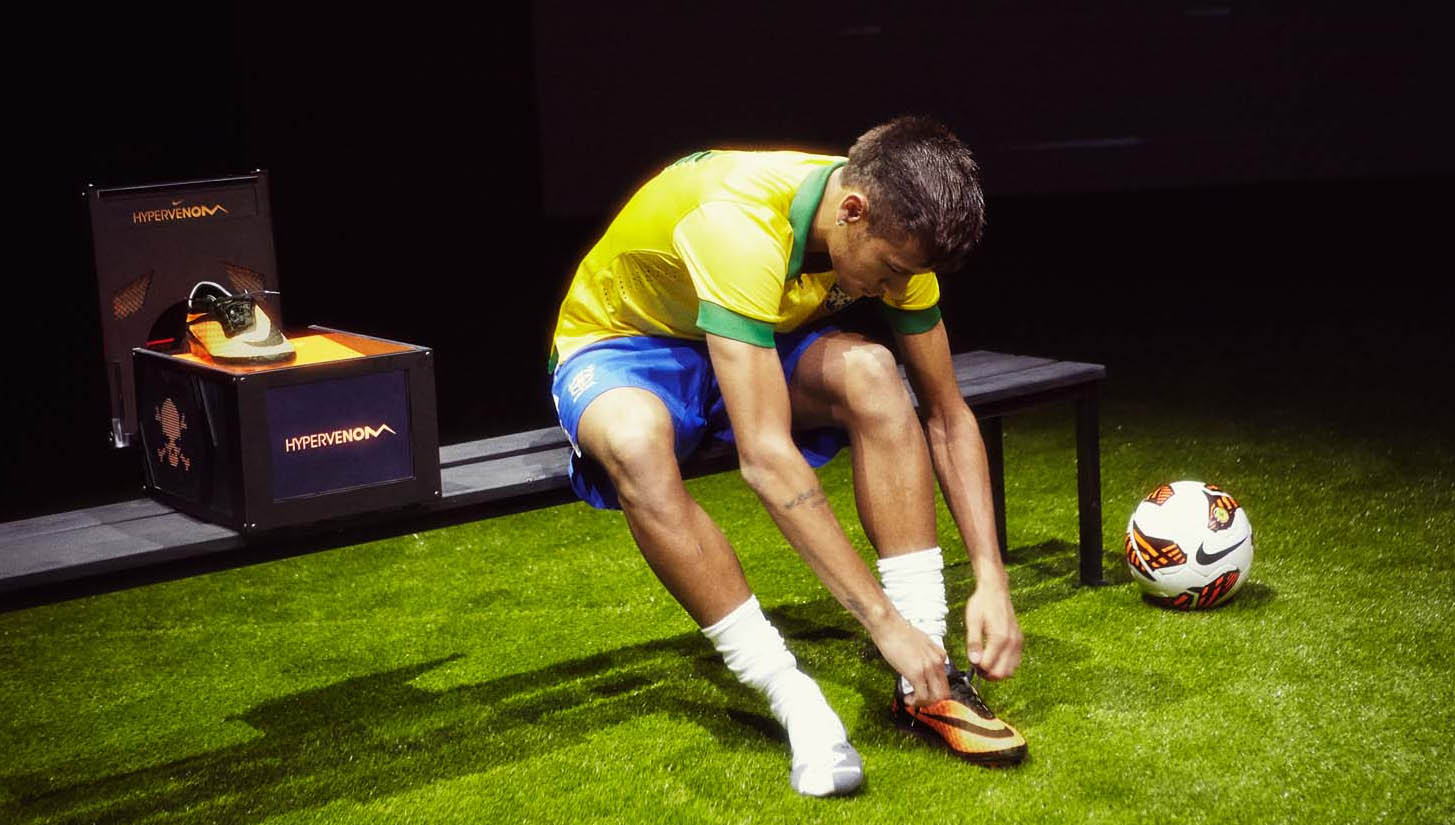 nikehypervenomgt,nikehypervenomphantom