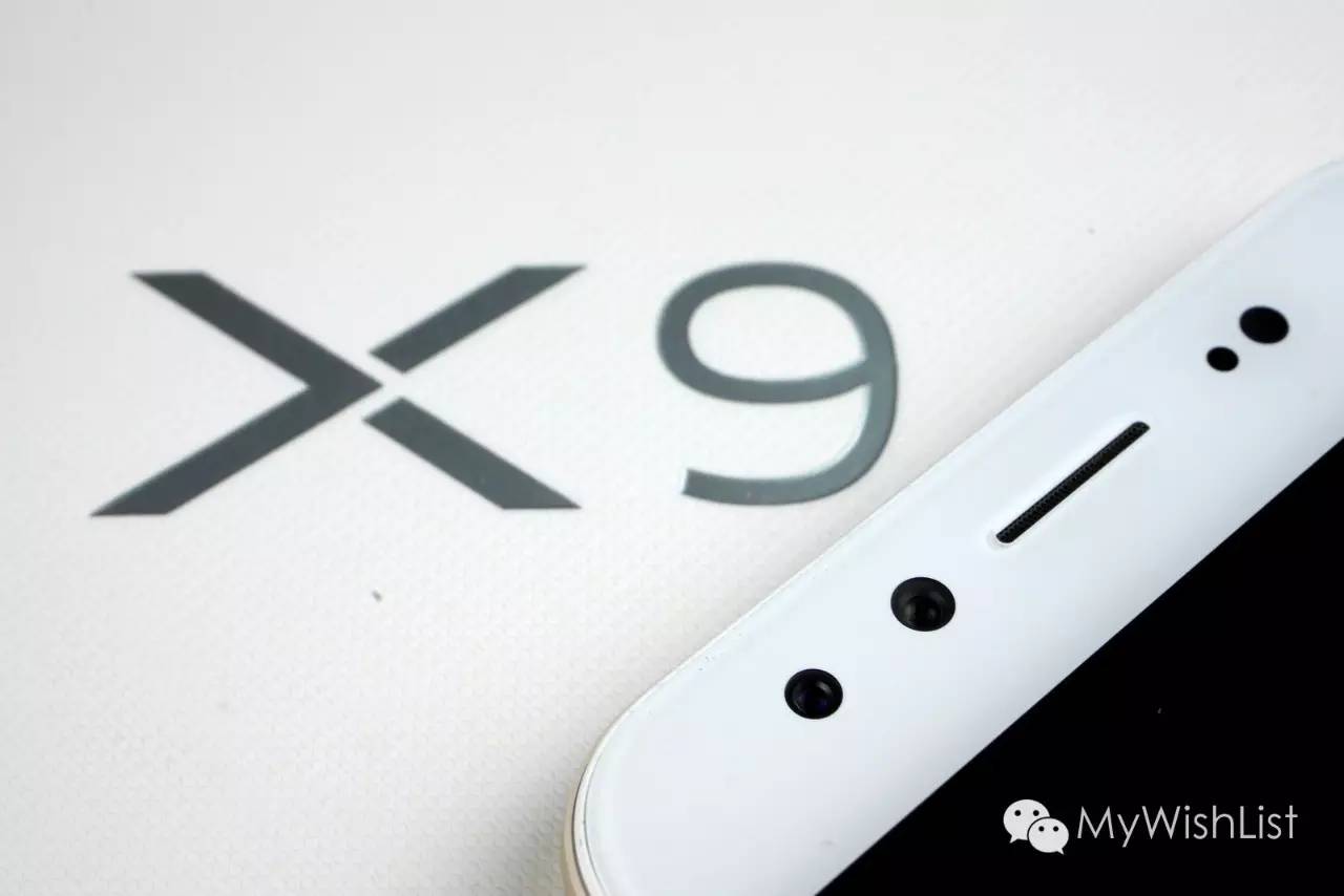 vivox系列有极夜柔光灯,vivox71600万柔光双摄