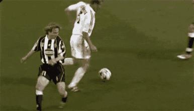 足球的魅力感悟语句,足球的艺术瞬间