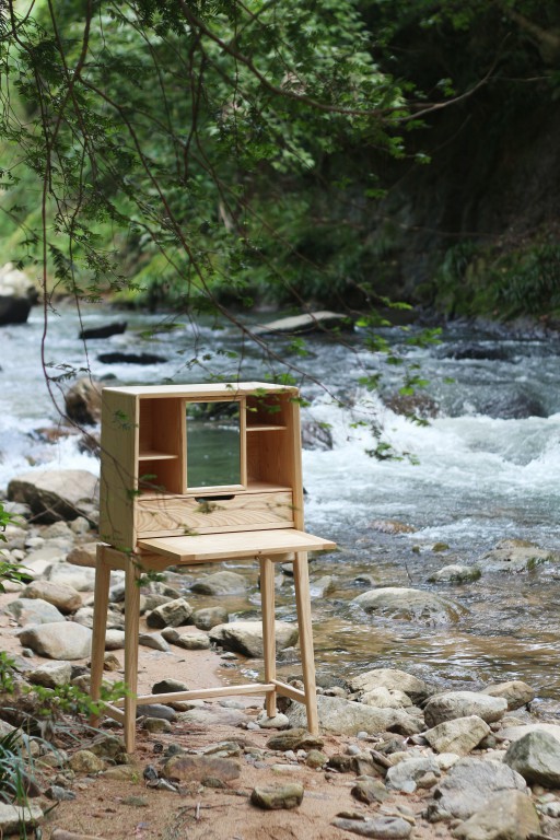 独立设计师与老木匠在最美的海景工房里创办原创家具品牌