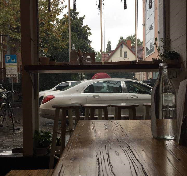 中国足球国家队都开什么车,最新国足开什么车