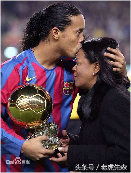 罗纳尔迪尼奥十大绝技集锦,80后十大球星