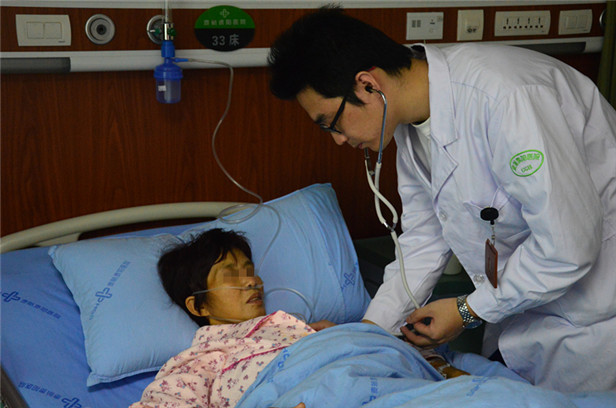 一女子突发心脏病,女子因感冒引起心脏停跳72小时