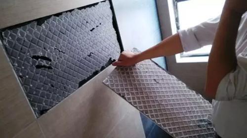 卫生间瓷砖脱落开裂,卫生间瓷砖破裂脱落怎么补救