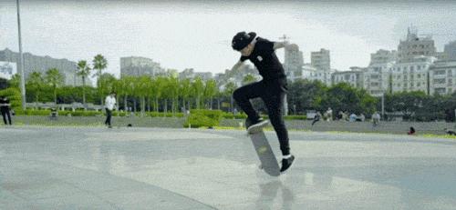 一步一步教你如何玩滑板,滑板要怎么玩