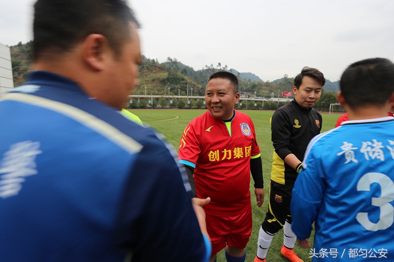 相互沟通增进友谊,沟通互鉴提升文化自信