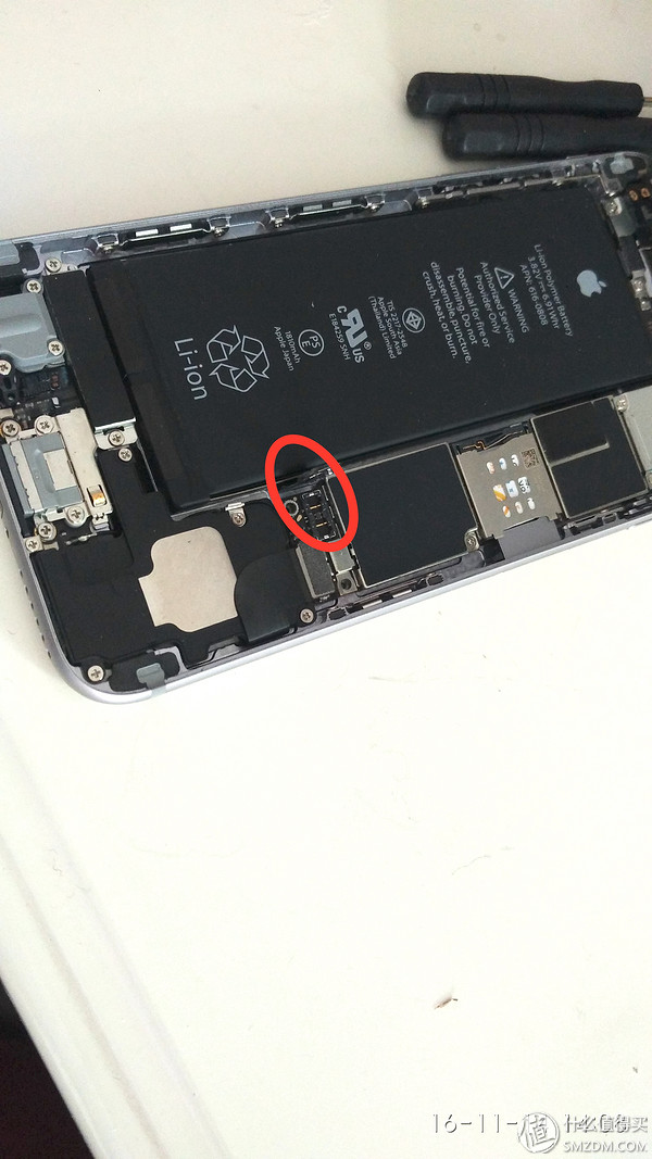 苹果6掉水里了怎么修复,苹果6s掉水里挽救措施