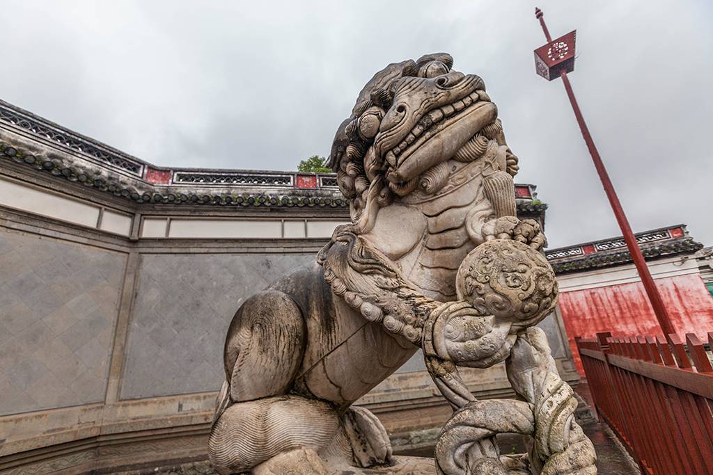 距离杭州仅30公里车程,距离杭州一小时车程的景点