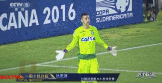 阿根廷一路点球护送,4扑