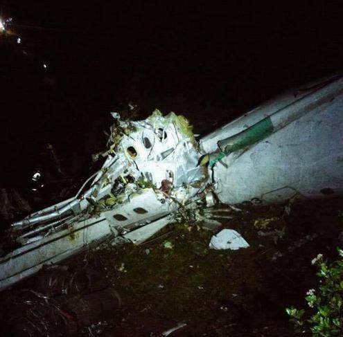 足球历史上的空难事件,因空难而全军覆没的足球队