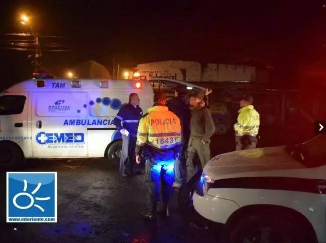 1949年的震惊全世界的事件,2002年轰动全球的空难完整版