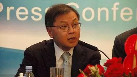 华裔美国科学家研制新型冠状病毒,科学家用疫苗和药物治疗艾滋病