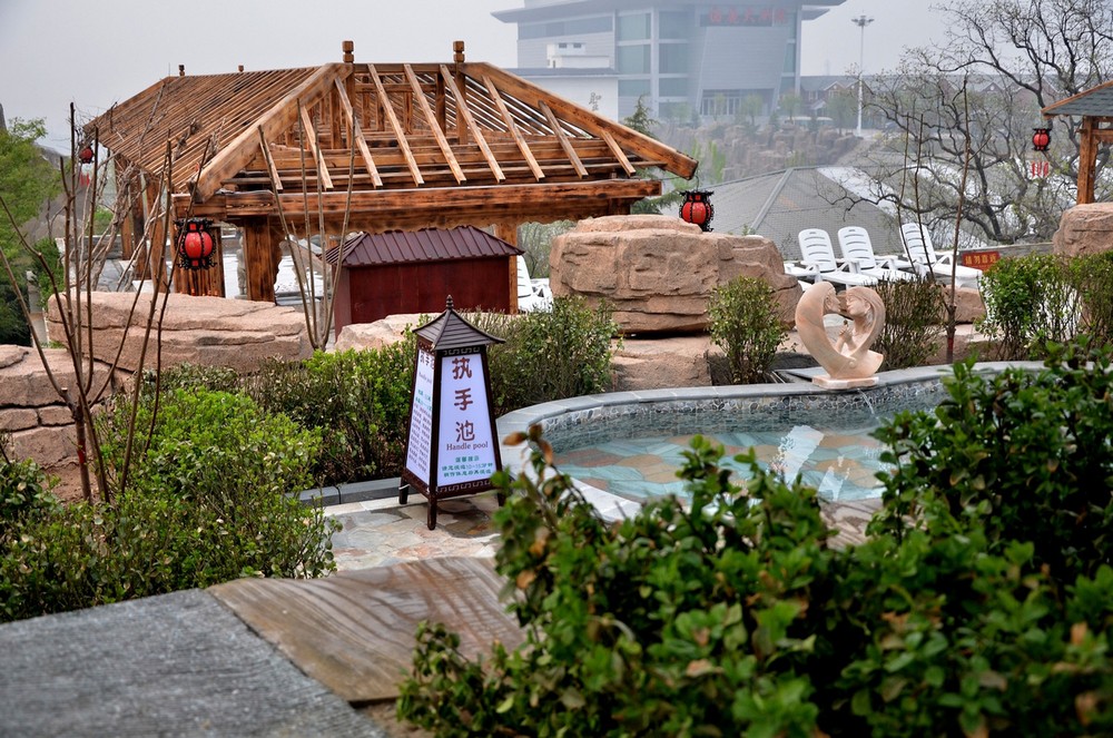 石家庄周边室外温泉,白鹿温泉距离石家庄多远