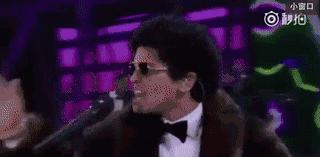 今年的维密秀,维密红高粱