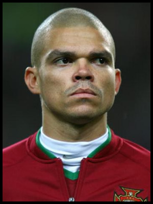 盘点当今足坛年轻球员,足坛历史十大凶恶球员