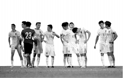 国家队主教练佩兰下课,佩兰当年下课的主要原因在哪里呢