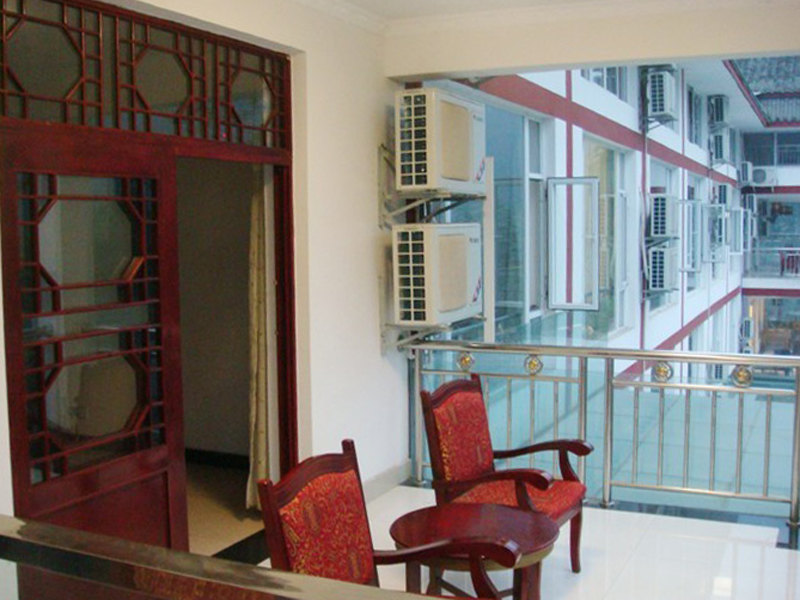 峨眉山旅游住哪个酒店比较方便,峨眉山度假酒店推荐最新