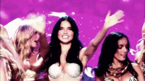 大秀完美身材维密,维密大秀时装秀