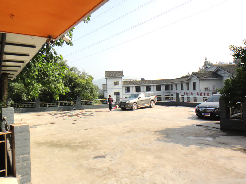 峨眉山旅游住哪个酒店比较方便,峨眉山度假酒店推荐最新