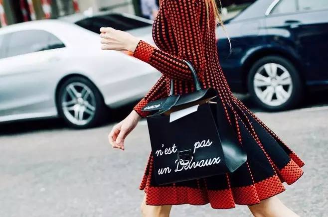 2017年这10家大牌店将空降成都！维秘旗舰店、Delvaux、钟书阁都要来了！