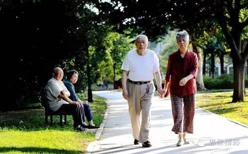 震撼，26个英文字母里竟然隐藏着惠山文体元素！