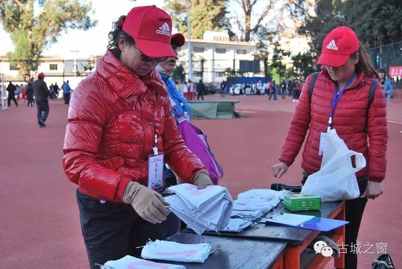 「聚焦」古城中小学生运动会闭幕，看看体育成绩哪家强……