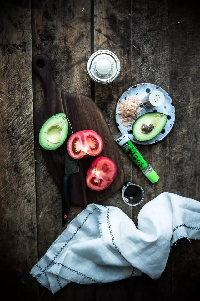 两个男人住一个双人间,两个男人共同住在一个屋子正常吗