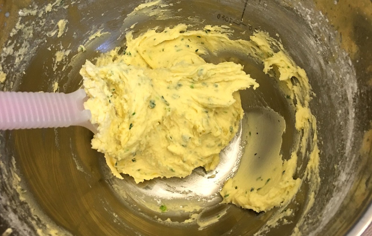 为什么我的曲奇挤不动？烤不成型？花纹消失？不酥？太硬？子瑜妈妈香葱曲奇全面示范