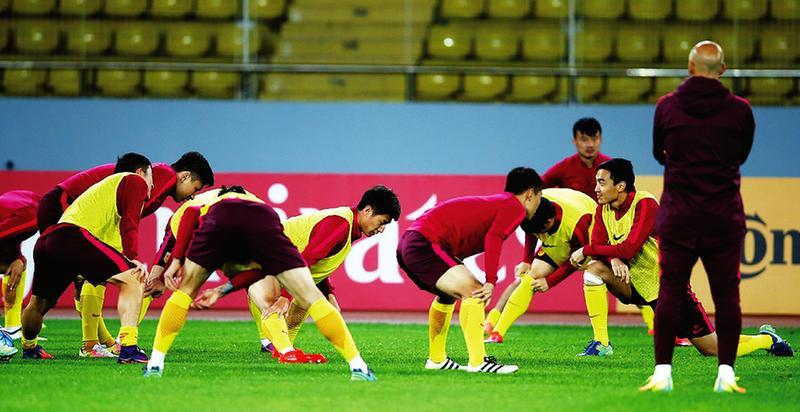 国足今晚对阵卡塔尔,国足比赛直播第三场