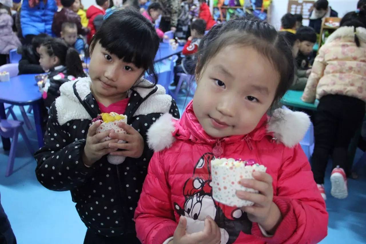 「校园」助教大舞台家长唱主角