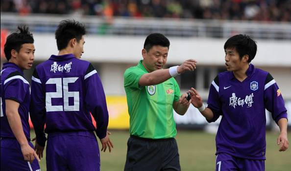 涓箼闃熸湇,涓箼鑱旇禌闃熸湇