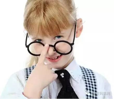 知识科普眼镜店,长期戴眼镜眼睛变形怎么恢复