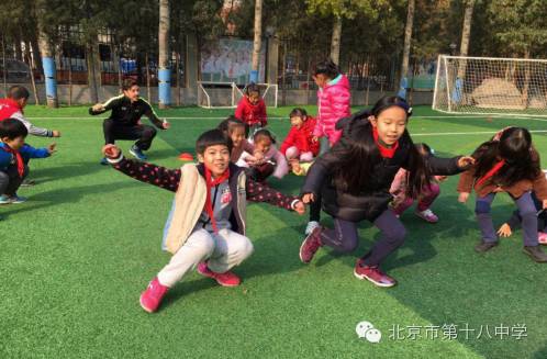 趣味性足球课堂,趣味小班足球课