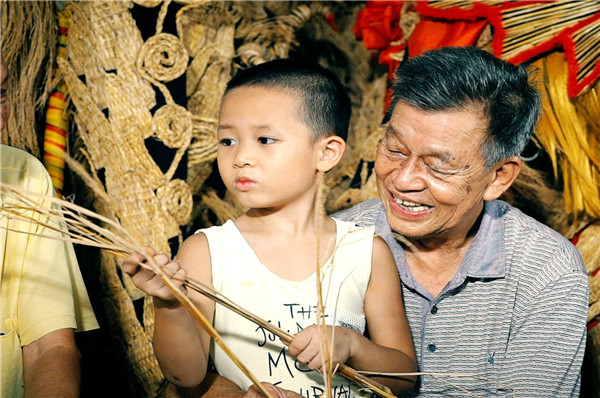 稻草龙手工,稻草龙怎么编手工作品