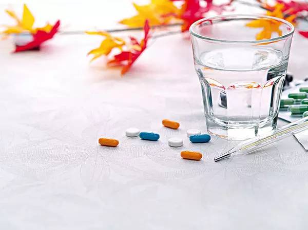 胃全切吃饭吐有什么办法,胃全切后吃饭肚子疼怎么回事