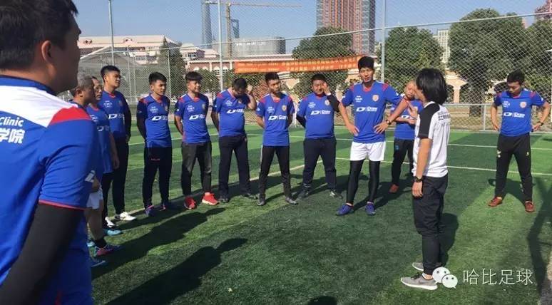 涓婃捣瓒崇悆闈掕姊槦姒傝,涓婃捣婊╄冻鐞冮槦闈掕椋庝簯