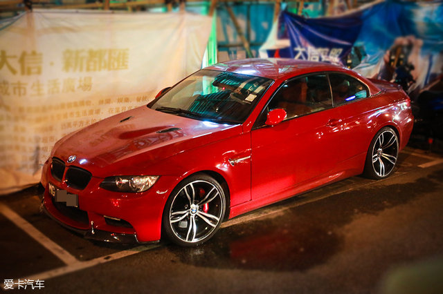 港澳旅游偶遇各路有趣改装车